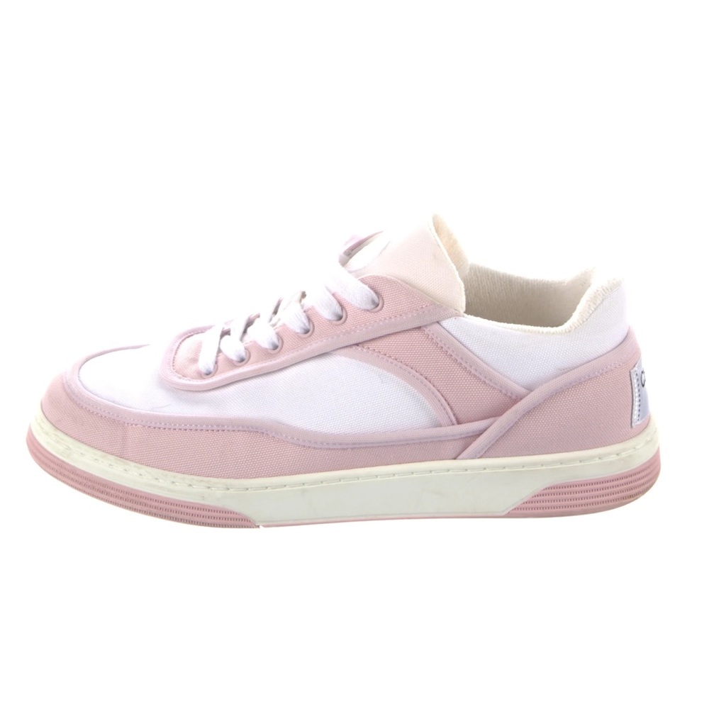 CHANEL Spring/Summer 2021 Interlocking CC Logo Sneakers